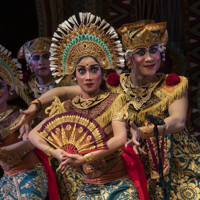 Ilustrasi - Saniscara Kliwon Krulut Rahina Tumpek Krulut sering disebut sebagai odalan gong. Hari ini juga sering dikaitkan sebagai hari kasih sayang atau Valentine-nya umat Hindu Bali.