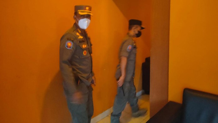 Satpol PP Sidak Panti Pijat di Kabupaten Bogor