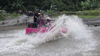 Ada 3 paket perjalanan Lava Tour Merapi dengan Jeep yang tersedia, yaitu Short, Medium dan Long Route.  