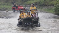 Masing-masing pengunjung tinggal menyesuaikan keinginan dan ketersediaan bujet saja.  
