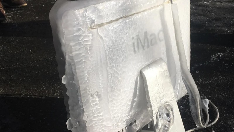 10 Kerusakan Gadget yang Bikin Teknisi IT Menangis Melihatnya