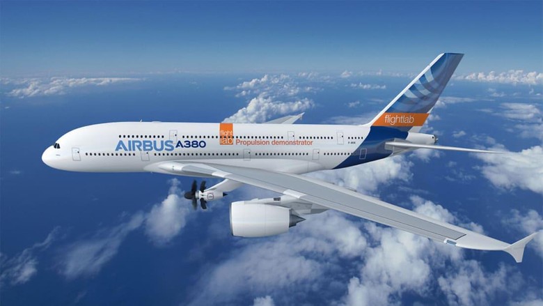 Airbus A380 dengan mesin kipas terbuka Airbus A380 dengan mesin kipas terbuka