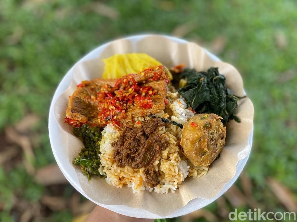 Di Festival Luhak Nan Tigo Bisa Puas Makan Nasi Kapau Aneka Lauk