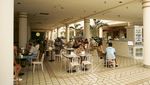 10 Potret Food Court Zaman Dulu, Ada Sejak Tahun 1957!