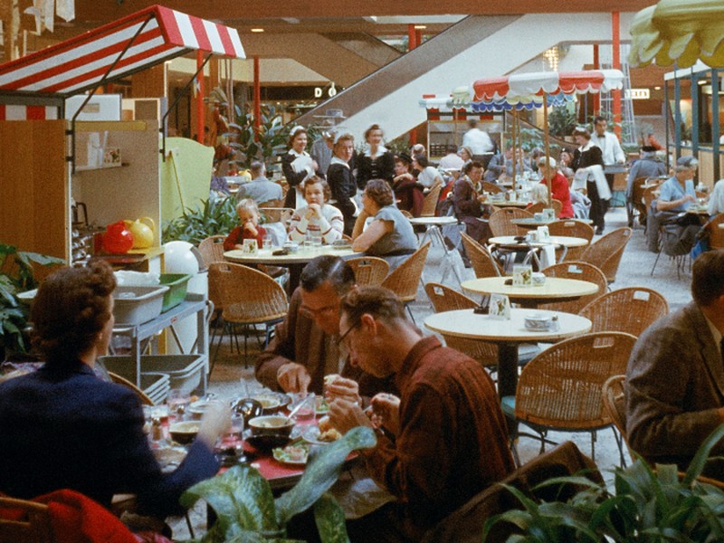 food court restaurant