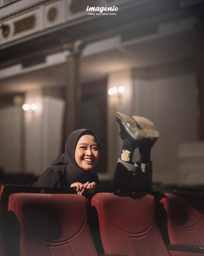 Foto Prewed Bintang Emon dan Alca
