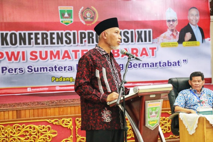 Gubernur Sumbar