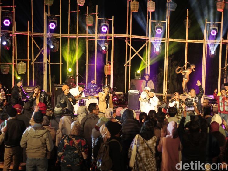 Ring of Fire Project Tutup Jazz Gunung Bromo 2022