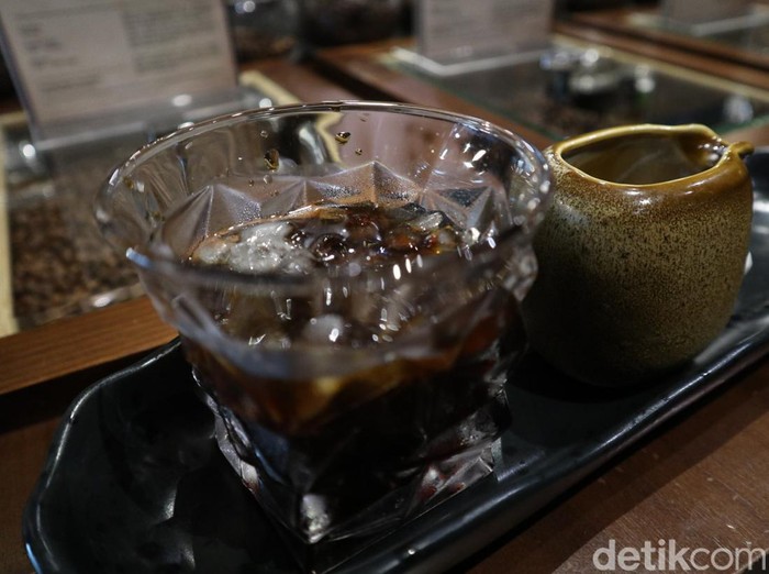 Kopi cold drip di Jenderal Kopi Nusantara.
