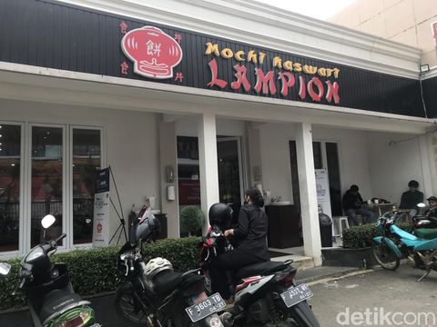 Mochi Lampion oleh-oleh khas Sukabumi.