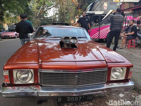Nostalgia lewat mobil klasik keluaran 90.