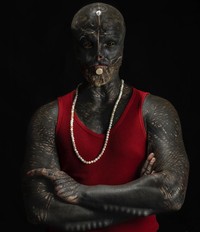 Potret Black Alien yang Viral di IG, Belum Selesai Transformasi