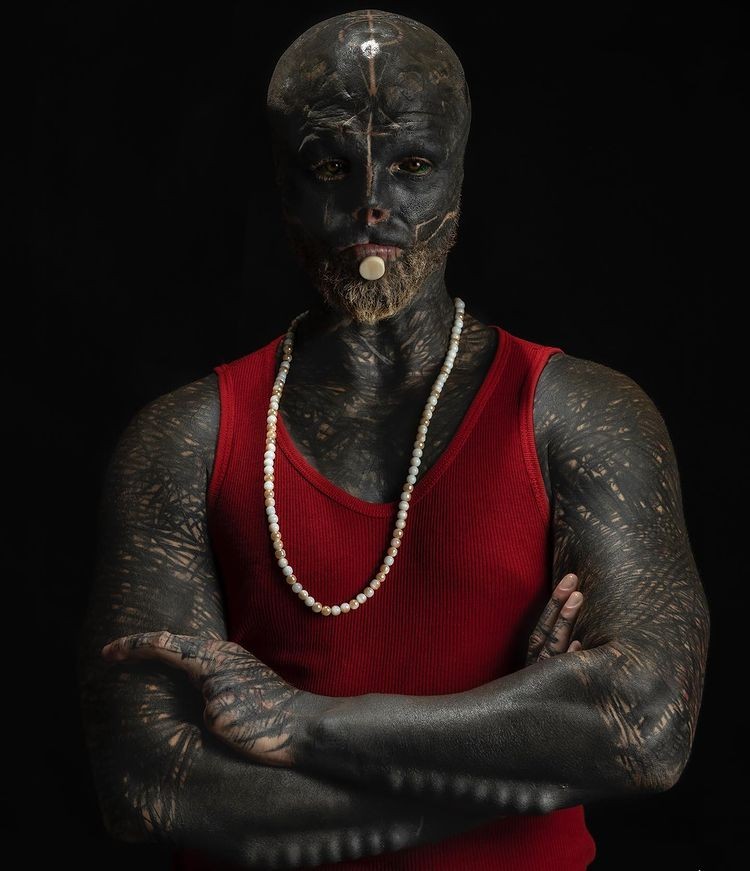 Potret Black Alien yang Viral di IG, Belum Selesai Transformasi