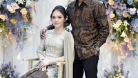Populer dengan serial di YouTube dan konten videonya yang menarik. Sosok Mael Lee yang mendapat gelar “Preman Terkuat di Muka Bumi” baru saja melaksanakan acara pertunangan dengan pujaan hatinya. Foto: Instagram @maell_lee