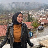 Saat ini Sohwa sedang ramai dijodoh-jodohkan dengan kakak Fadil Jaidi, Yislam Al Jaidi. Yislam sendiri merupakan seorang dokter yang sedang koas sebagai dokter spesialis jantung. Foto: Instagram/@sohwahalilintar