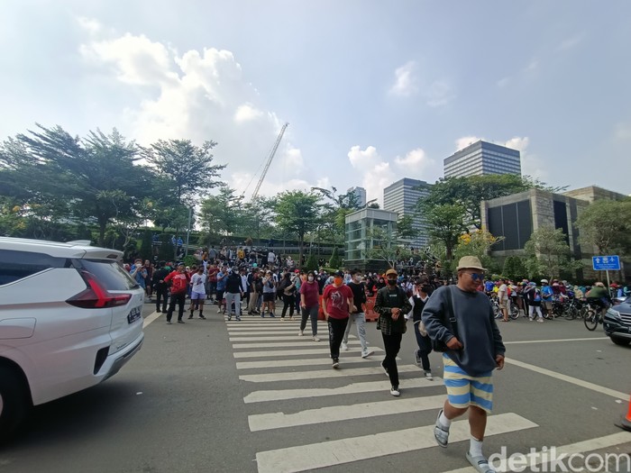 Suasana Citayam Fashion Week Minggu (24/7) siang.