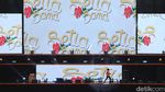 Suasana Jelang Grand Launching JIS, Anies Pakai Syal Gue Persija