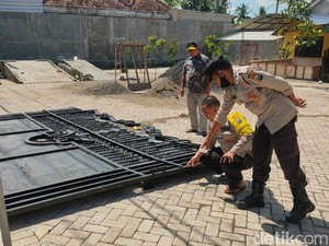 Karyawan Toko di Banyuwangi Tewas Tertimpa Pintu Pagar Rumah Majikan