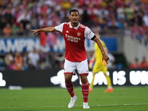 William Saliba, Bek Arsenal Mental Baja