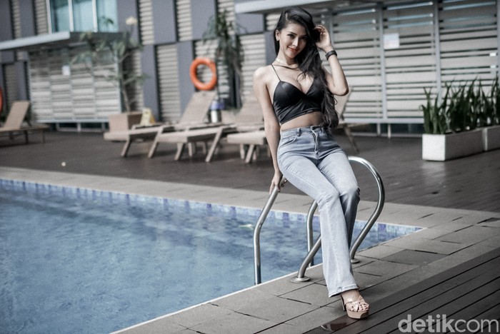 astrid angel astrid angel