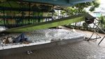 Eittss... Tempat Pot di Kolong Jembatan Ciputat Roboh, Kok Bisa?