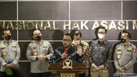 Choirul Anam mengatakan, Komnas HAM akan mendatangi ekshumasi atau pembongkaran makam jenazah Brigadir Nofriansyah Yoshua Hutabarat atau Brigadir J di Jambi pada Rabu (27/7) mendatang.