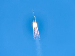 Roket 22 Ton Milik China Mau Jatuh ke Bumi, Ini Bahayanya