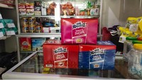 Mie kemasan favorit anak-anak ini tidak hanya punya rasa yang lezat. Saat pertama kemunculannya di awal tahun 2000an, Mie Kremezz Shorr ini berisi hadiah uang yang jika beruntung pelanggannya bisa mendapatkan Rp 50.000. Foto: Istimewa/Instagram/Twitter