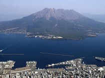 Video: Detik-detik Gunung Sakurajima Erupsi, Tinggi Kolom Abu Capai 4,4 Km