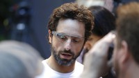 Nama Sergey Brin belakangan ramai diperbincangkan. Hal ini dikarenakan media ternama Wall Street Journal mengeluarkan laporan yang berisi istri bos Google tersebut, Nicole Shanahan, berselingkuh dengan Elon Musk. (AP/Jeff Chiu)