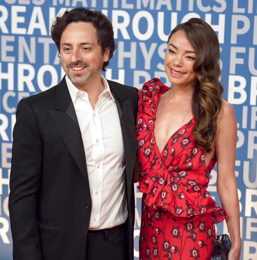 Google co-founder Sergey Brin and Nicole Shanahan arrive at the 6th annual Breakthrough Prize Ceremony at the NASA Ames Research Center on Sunday, December 3, 2017 in Mountain View, California. (Photo by Peter Barreras/Invision/AP)