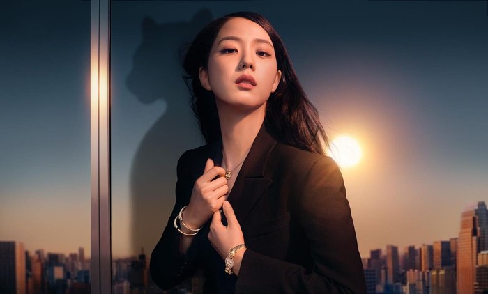 Jisoo 'BLACKPINK', Wanita Tercantik di Dunia yang Hobi Ngopi Jisoo 'BLACKPINK', Wanita Tercantik di Dunia yang Hobi Ngopi