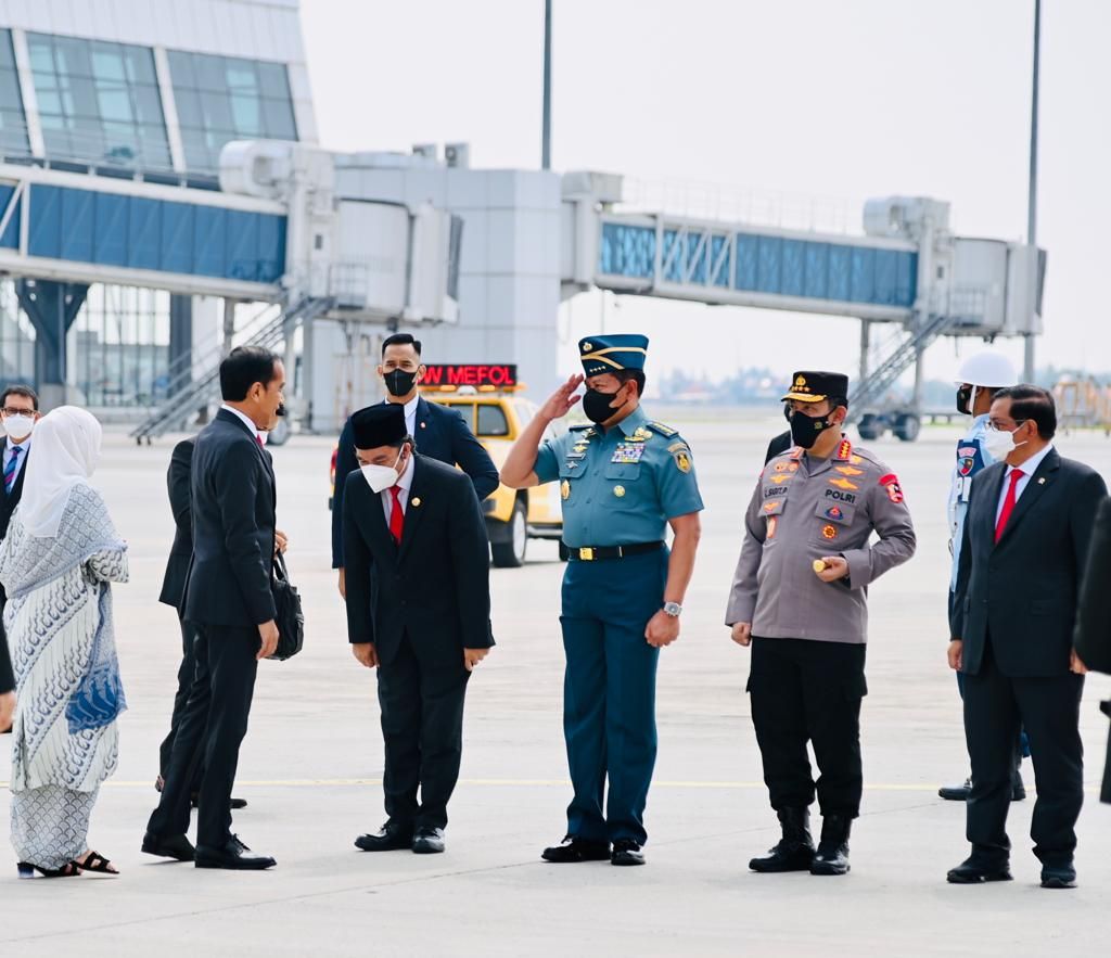 Jokowi berangkat ke China (Laily Rachev - Biro Pers Sekretariat Presiden)