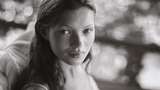 Kate Moss Ungkap Masa Terkelam di Hidupnya
