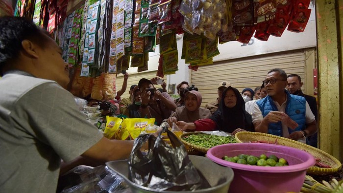 Kementerian Perdagangan menargetkan percepatan digitalisasi  1.000 pasar rakyat dan 1.000.000 pedagang usaha mikro, kecil, dan menengah (UMKM) di seluruh Indonesia.