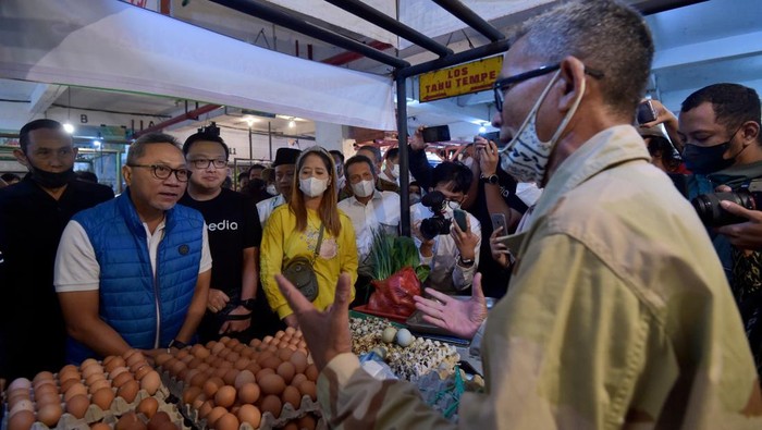 Kementerian Perdagangan menargetkan percepatan digitalisasi  1.000 pasar rakyat dan 1.000.000 pedagang usaha mikro, kecil, dan menengah (UMKM) di seluruh Indonesia.