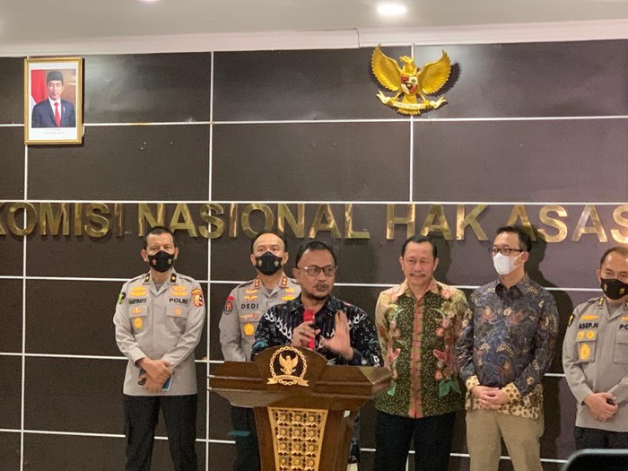 Komisioner Komnas HAM Choirul Anam memberikan penjelasan soal autopsi Brigadir Yoshua.