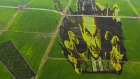 Bahkan ada lho lukisan bergambar Mr Bean di Provinsi Liaoning, China.