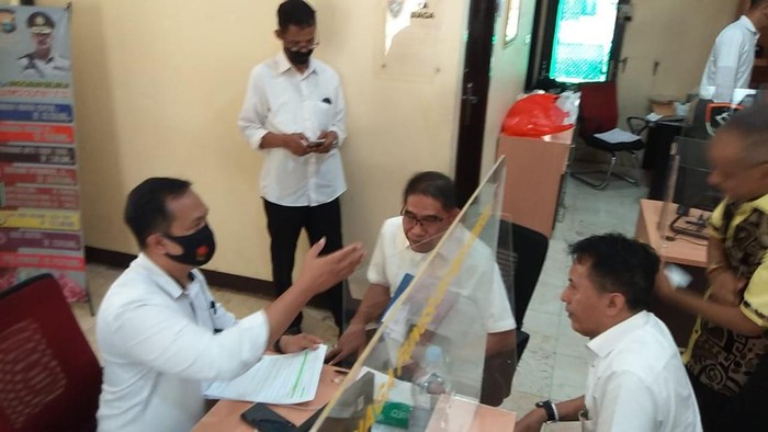 Nurdin Halid melalui kuasa hukumnya resmi melaporkan Taufan Pawe ke Polda Sulsel.