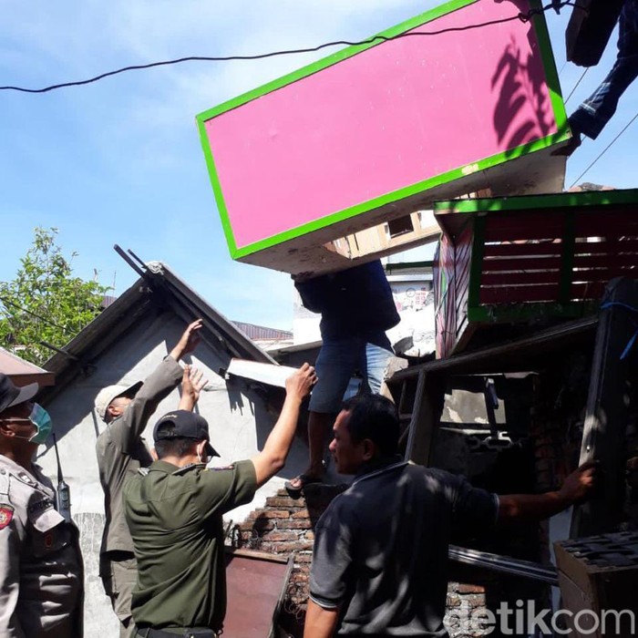 Pagupon di Surabaya dibongkar