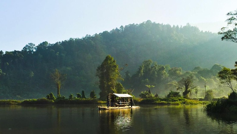 Pameran Foto Heavenly Indonesia