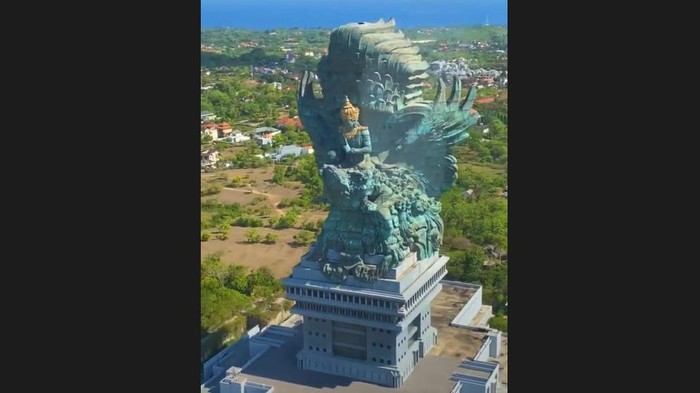Patung Garuda Wisnu Kencana (GWK)