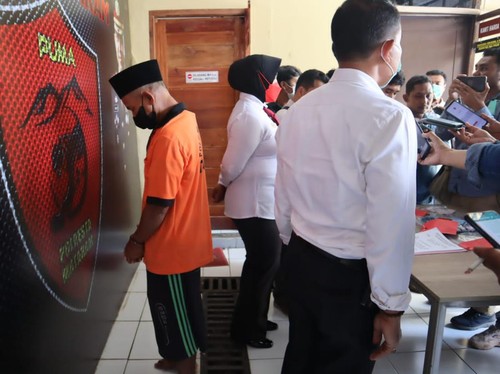 Pelaku pencabulan siswi SDN di Kota Mataram dibekuk polisi, Senin (25/7/2022).