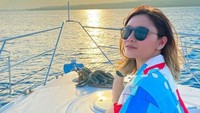 Soal hubungan Seali Syah dengan Ariel NOAH, keduanya tidak punya hubungan istimewa. (Foto: dok. Instagram @sealisyah) 