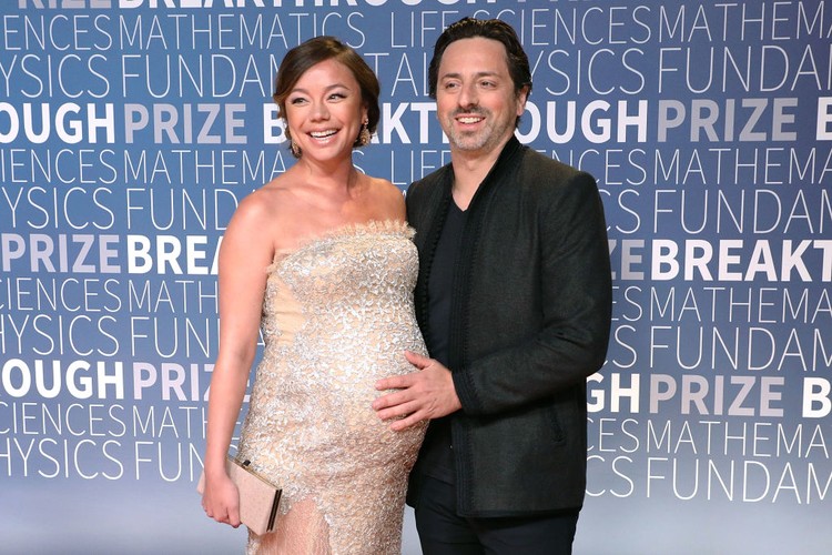 Sergey Brin dan mantan istri Nicole Shanahan Sergey Brin dan mantan istri Nicole Shanahan