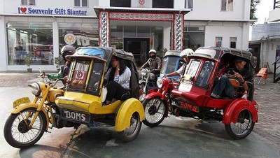 Brummm... Moge Jadul Ini Dimodif Jadi Becak Motor di Siantar