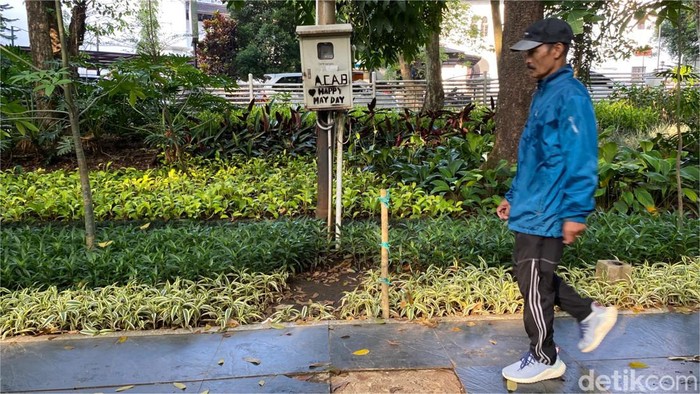 Vandalisme di Taman Lansia Kota Bandung.
