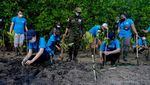 Aksi Tanam 40.000 Bibit Bakau di Hutan Mangrove Bali