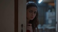 Darlings merupakan serial bergenre dark-comedy yang diproduksi Netflix bersama rumah produksi milik Shah Rukh Khan, Red Chillies Entertainment. (Foto: dok. Netflix)  