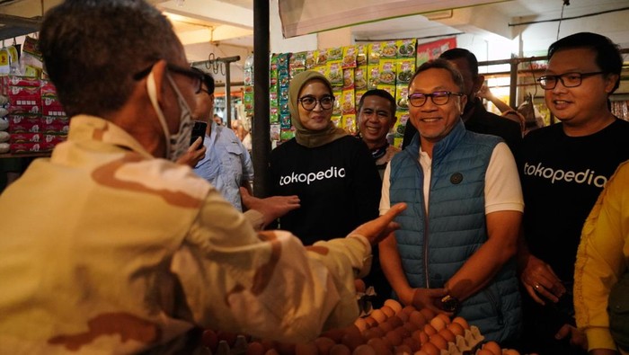 Co-Founder and Vice Chairman Tokopedia, Leontinus Alpha Edison dan Menteri Perdagangan Zulkifli Hasan